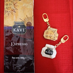 portachiavi semplice realizzato con la carta del caffè KAVE